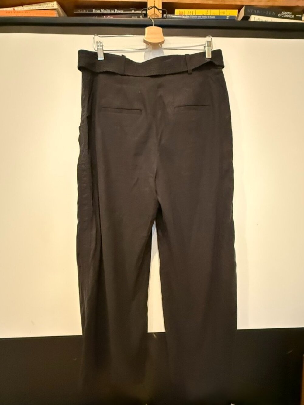 Veronica Beard black belted pleated trousers - Picture 3 of 6